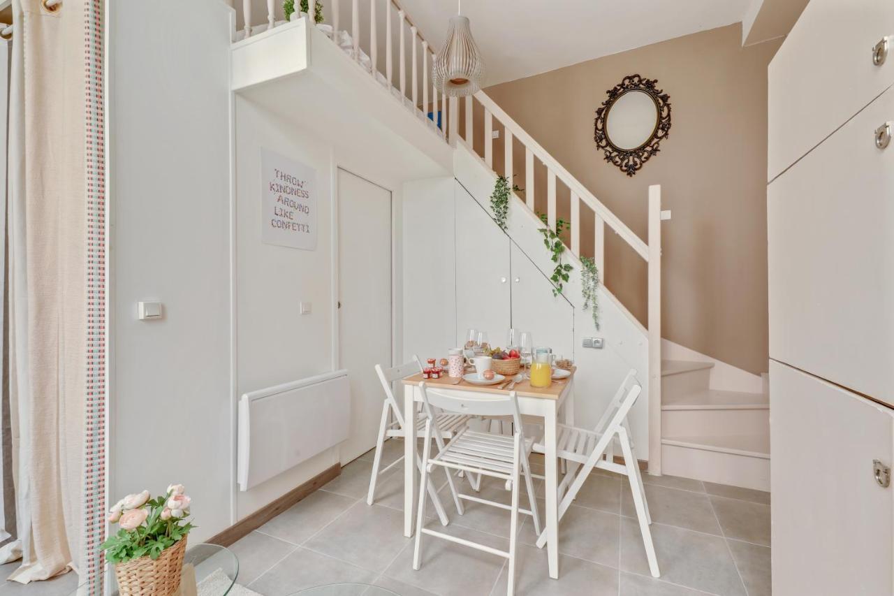 Charming & Cosy Flat In Heart Of Marais, 2min Walk To Art & Metier Museum Appartamento